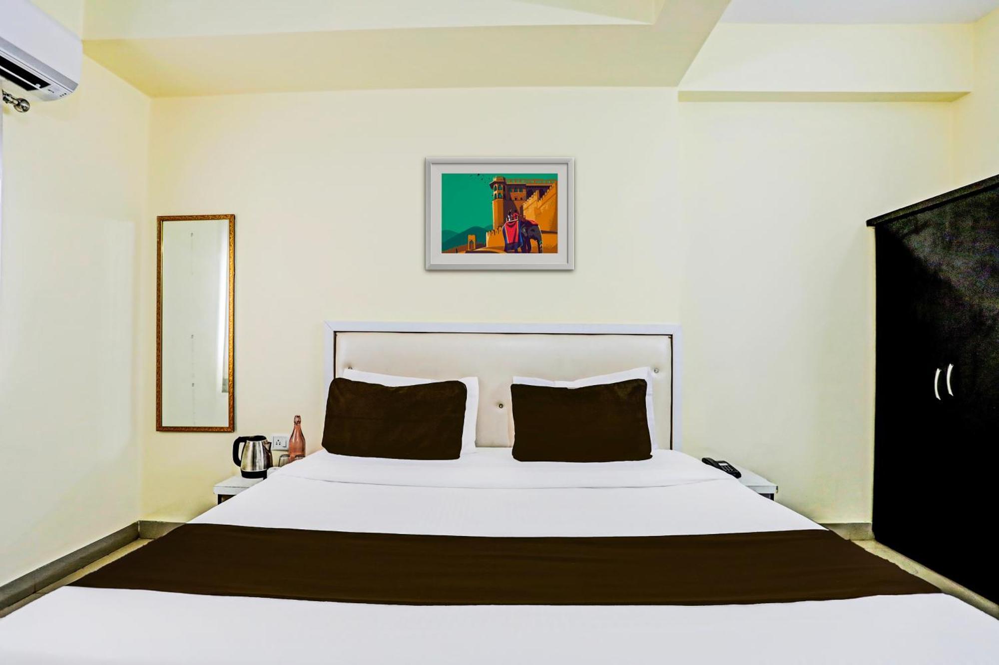 Super Hotel O Hyderabad Gate Iit Bhu Kakarmatha Εξωτερικό φωτογραφία